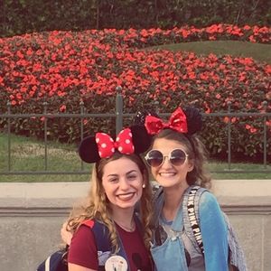 Meet your Posher, Gina